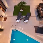 Villa Stella, Private Pool, Sleeps 12, Dugi Rat