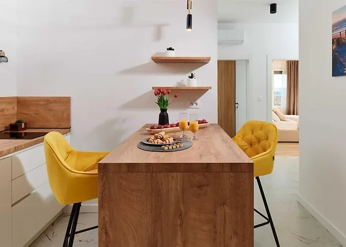 Stella, Private Pool, Sleeps 12,